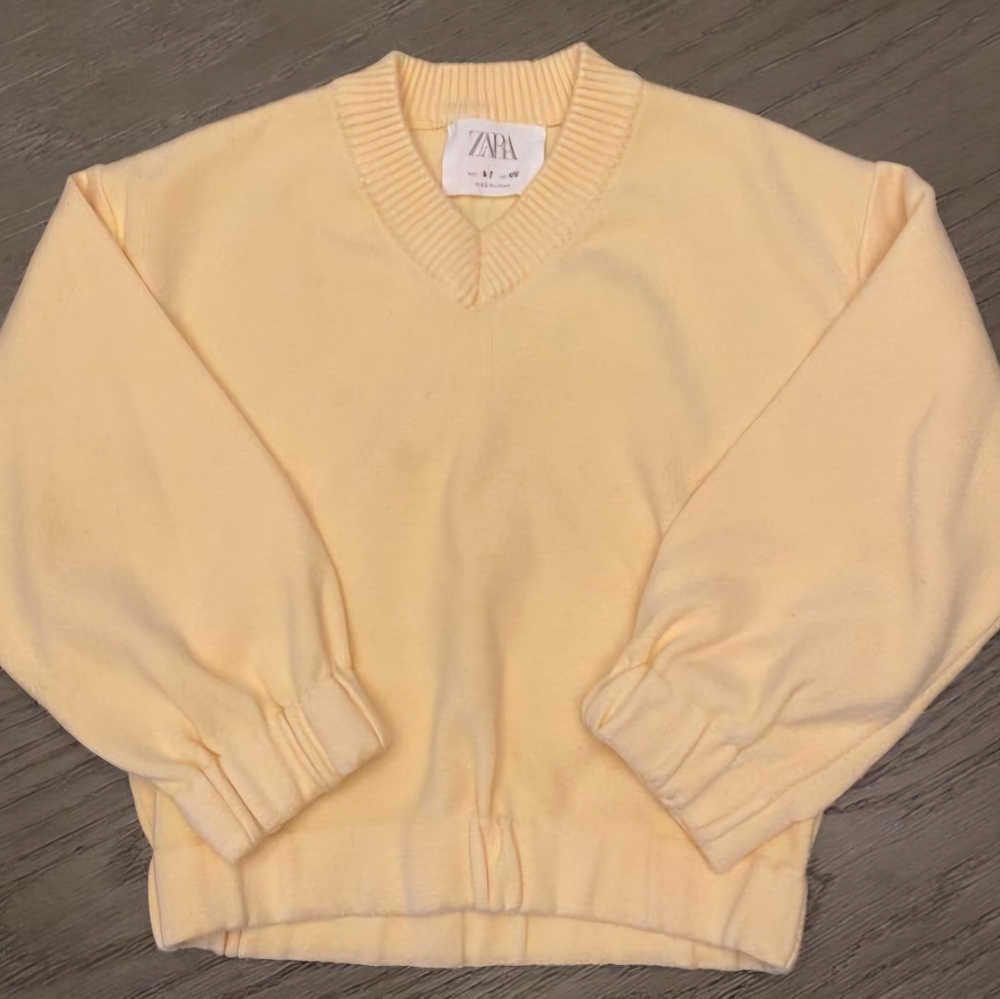 Zara girls sweater